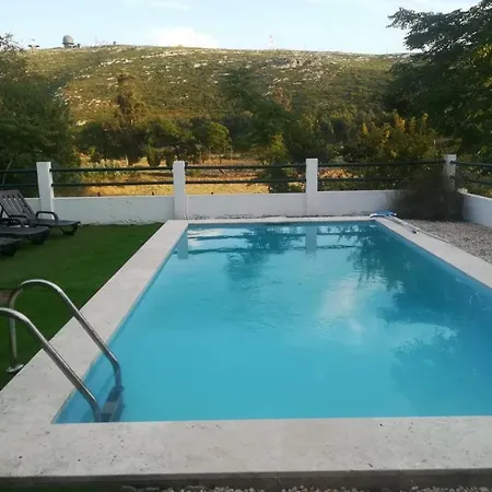 Montejunto - Casa Do Platano Holiday home Cadaval